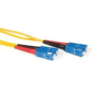 ACT LSZH Singlemode 9/125 OS2 fiber cable duplex with SC connectors 7m Yellow ACT LSZH Singlemode 9/125 OS2 fiber cable duplex with SC connectors 7m Yellow
