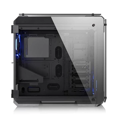 Kép 3/9 - Thermaltake View 71 Tempered Glass Edition Black