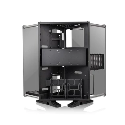 Kép 7/14 - Thermaltake Core P90 Tempered Glass Edition Black