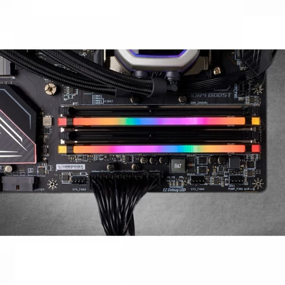 Kép 5/5 - Corsair 16GB DDR4 3200MHz Kit(2x8GB) Vengeance RGB Pro Black
