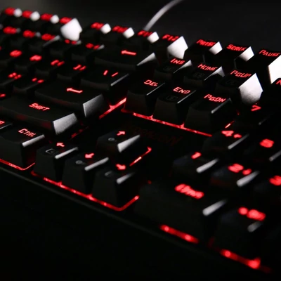 Kép 8/10 - Redragon Surara Pro Red LED Backlight Mechanical Gaming Keyboard with Ultra-Fast V-Optical Blue Swit