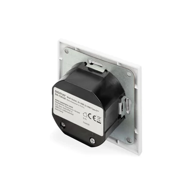 Kép 4/7 - Digitus DA-70618 csatlakozóaljzat 2 x USB A + 1 x USB C White