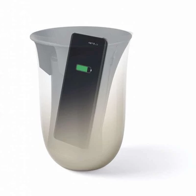 Kép 2/2 - Lexon Oblio 10W Wireless charging station with built-in UV sanitizer Gold