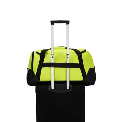 Kép 7/9 - American Tourister Urban Groove Duffle Bag Black/Lime Green