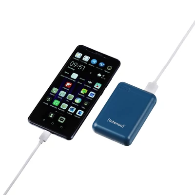 Kép 6/6 - Intenso XS10000 10000mAh PowerBank Petrol