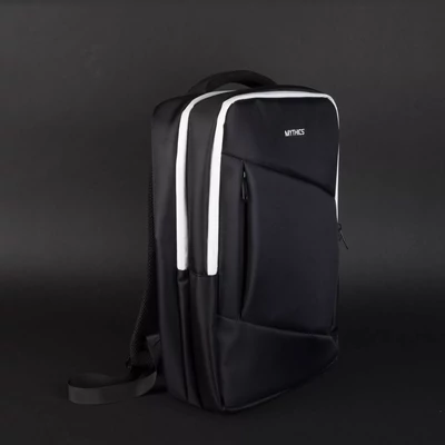 Kép 2/5 - KONIX Mythics Titan Backpack for PS5 Black