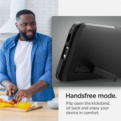 Kép 2/5 - Spigen Tough Armor, black - Samsung Galaxy S22+