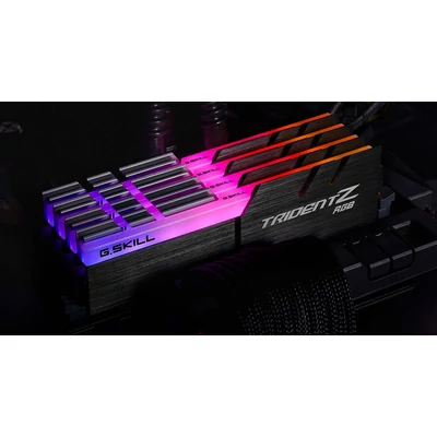 Kép 4/6 - G.SKILL 64GB DDR4 3600MHz Kit(4x16GB) Trident Z RGB