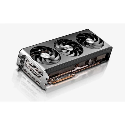 Kép 2/5 - Sapphire Radeon RX7900 GRE 16GB DDR6 Nitro+ Gaming OC