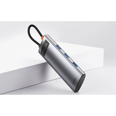 Kép 2/4 - Baseus adapter 7 az 1-ben USB-C - 1xHDMI4K60Hz + 3xUSB-A + 1xPD + 1xSD/TF (B00030708811-00)