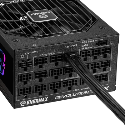 Kép 9/9 - Enermax 1650W 80+ Gold Revolution D.F. X