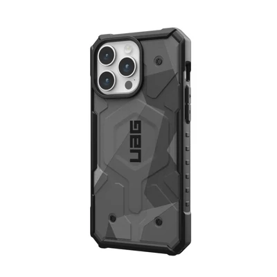 Kép 2/10 - UAG Pathfinder SE case for MagSafe iPhone 15 Pro Max Black Midnight Camo