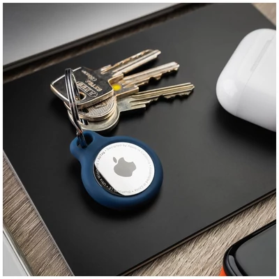 Kép 6/9 - FIXED Silky szilikon tok Apple AirTag-hez, piros