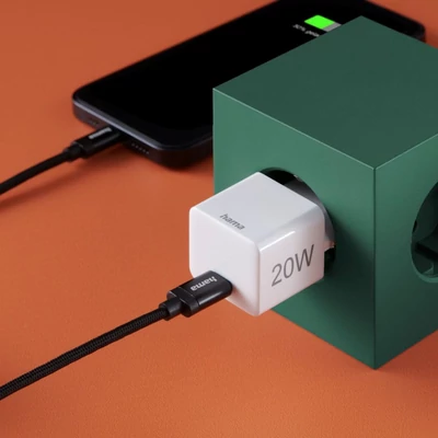 Kép 4/4 - Hama Hálózati adapter USB Type-C Mini PD QC 20W White