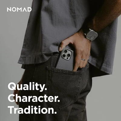 Kép 9/9 - Nomad Modern Leather Horween iPhone 16 Pro case Black