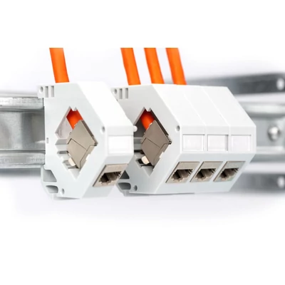 Kép 4/6 - Digitus CAT7 S-FTP Installation cable 50m Orange