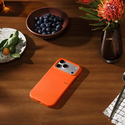 Kép 2/3 - Beats iPhone 17 Pro Max Rugged Case with MagSafe and Camera Control – Sierra Orange