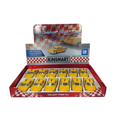 Kép 2/6 - Kinsmart 1957 Chevrolet Bel Air (taxi) fém autó nyitható ajtókkal 1:40 (többféle)