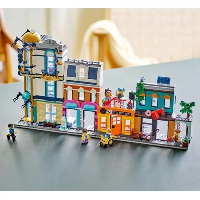Kép 5/5 - LEGO Creator - Főutca (31141)