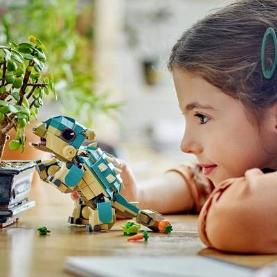 Kép 4/5 - LEGO Jurassic World - Baby Bumpy: Ankylosaurus (76962)