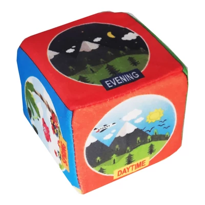 Kép 3/3 - Bébi csörgõs, kocka, textil, évszakos 7x7 cm zacsk.