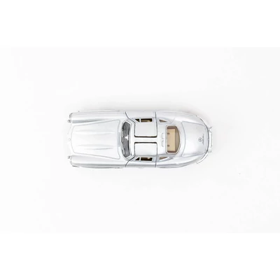 Kép 10/21 - Kinsmart Mercedes-Benz 300SL Coupe 1954 fém autó nyitható ajtókkal 1:36 (többféle)