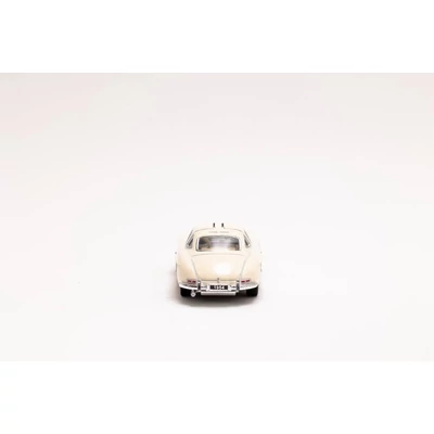 Kép 19/21 - Kinsmart Mercedes-Benz 300SL Coupe 1954 fém autó nyitható ajtókkal 1:36 (többféle)