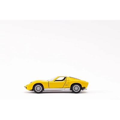 Kép 8/21 - Kinsmart Lamborghini Miura P400 SV 1971 fém autó nyitható ajtókkal 1:34 (többféle)