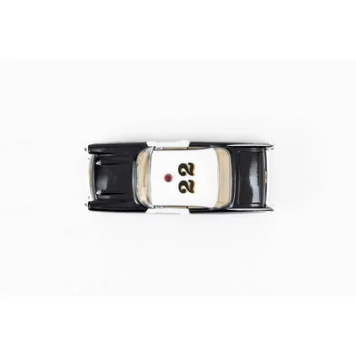 Kép 10/11 - Kinsmart Chevrolet Bel Air (rendőr/tűzoltó kiadás) 1957 fém autó nyitható ajtókkal 1:40 (többféle)