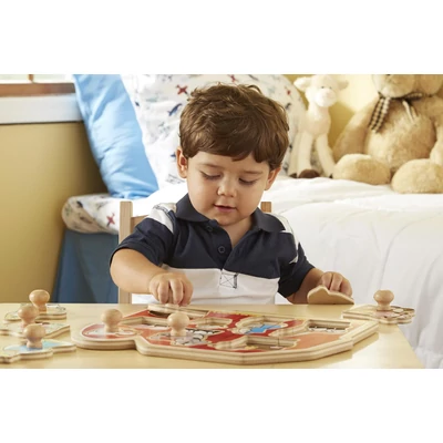 Kép 2/3 - Melissa & Doug Fa készségfejlesztő játék, Puzzle fogantyúval, farm