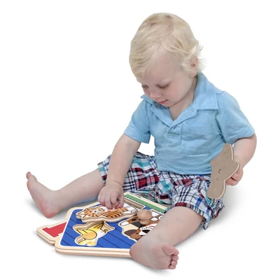 Kép 2/2 - Melissa & Doug Fa készségfejlesztő játék, Puzzle fogantyúval, kis kedvencek