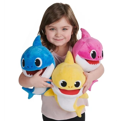 Kép 2/3 - Baby Shark Cápa család ütemre zenélő plüss - Anya cápa