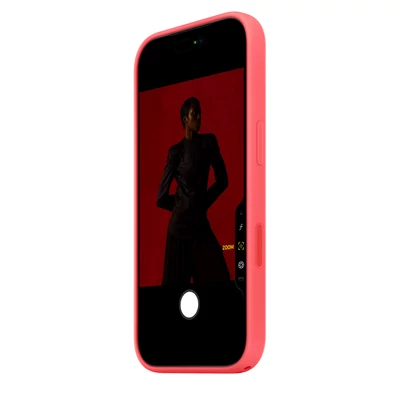 Kép 2/4 - Apple iPhone 17 Pro Silicone Case with MagSafe - Bright Guava (SEASONAL)
